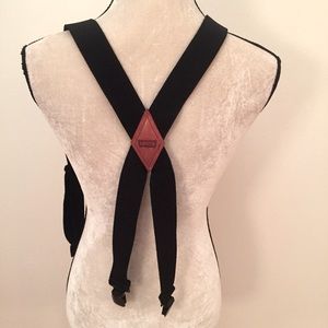 Levi’s black suspenders